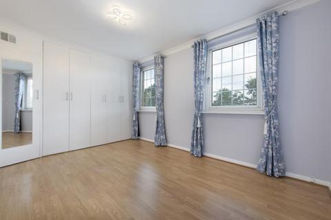 4 bedroom terraced house to rent, Sussex Gardens, Highgate, N6