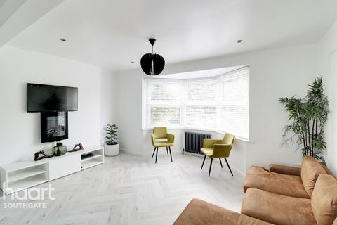 5 bedroom end of terrace house for sale, Norfolk Avenue, London