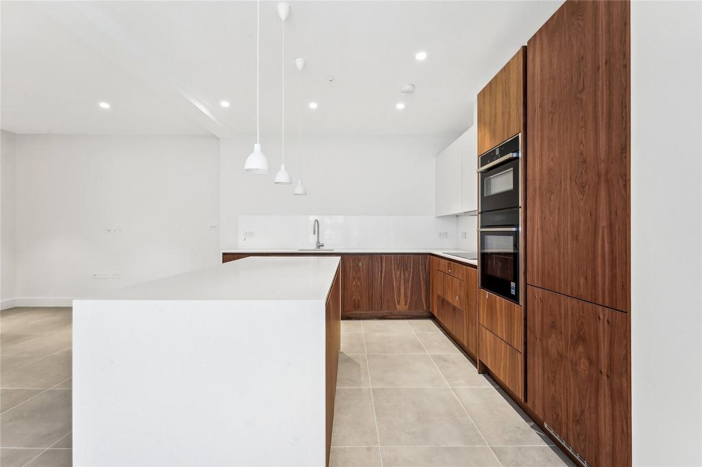 Kitchen/Reception