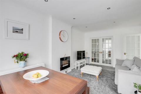 2 bedroom flat for sale, Radcliffe Road, West Bridgford NG2