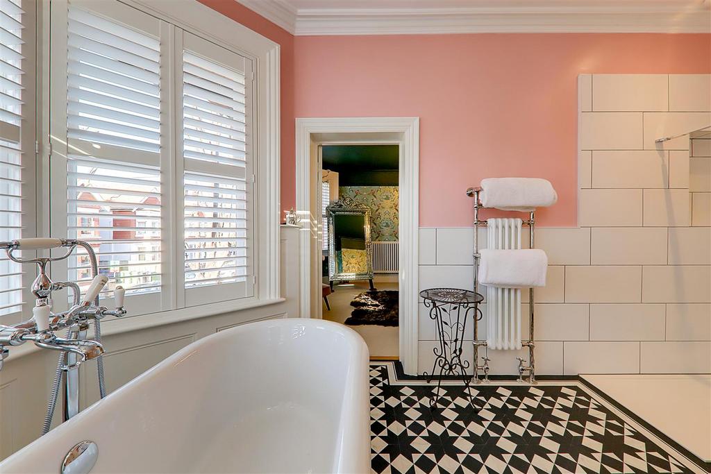 Ensuite