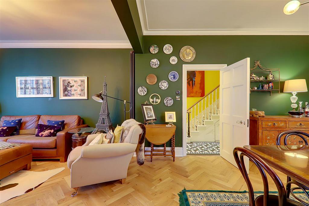 30ft Open Plan Living/Dining Room