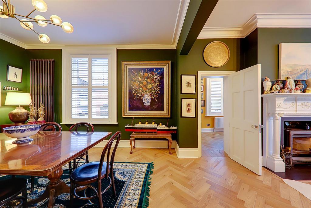 30ft Open Plan Living/Dining Room