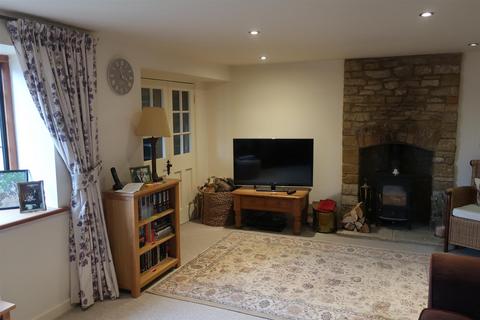 4 bedroom detached house to rent, Little Rissington, Cheltenham