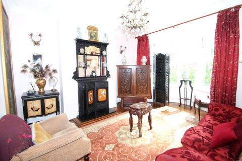 26 Hillcrest, Whitley Bay, NE25 9AF