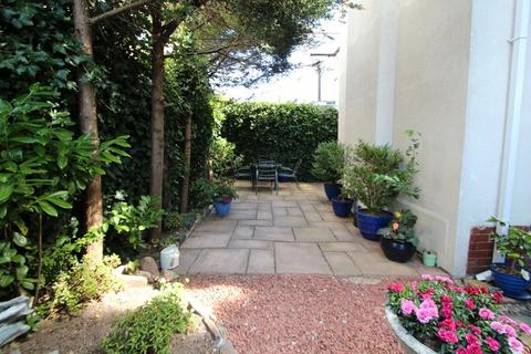 26 Hillcrest, Whitley Bay, NE25 9AF