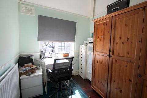 26 Hillcrest, Whitley Bay, NE25 9AF