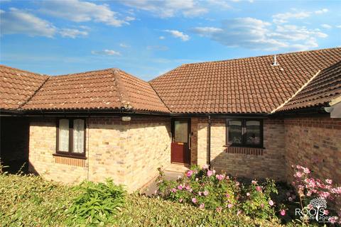 2 bedroom bungalow for sale, The Maltings, Berkshire RG19