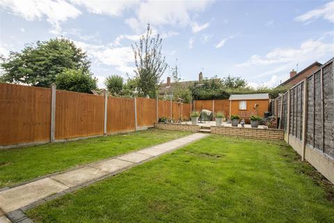 32 Steward Close, Cheshunt, Waltham Cross, EN8 8UW