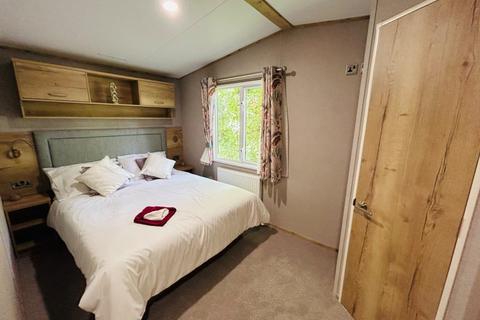 3 bedroom lodge for sale, Coghurst Hall Holiday Park