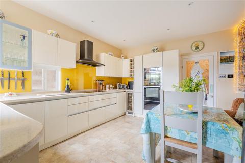 5 bedroom semi-detached house for sale, Charlton Road, Keynsham, Bristol