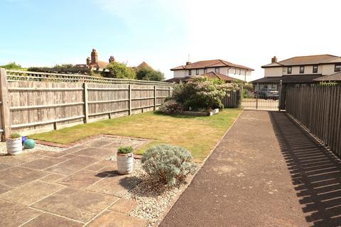 4 bedroom townhouse for sale, Gatehouse Close, Cooden, Bexhill, TN39