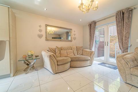 3 bedroom semi-detached house for sale, Woodside Walk, Cross Keys, NP11