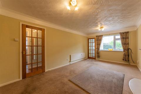 2 bedroom semi-detached bungalow for sale, St. Augustine Road, Pontypool NP4