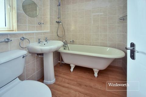 43 Homeland Drive, Sutton, SM2 5AT