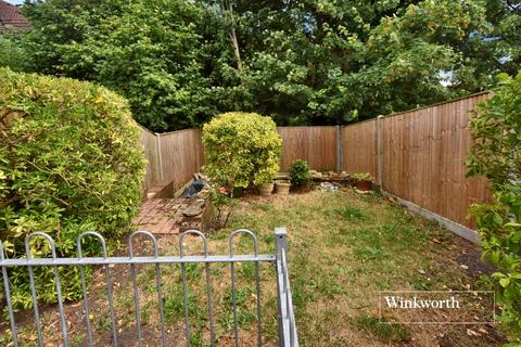 43 Homeland Drive, Sutton, SM2 5AT