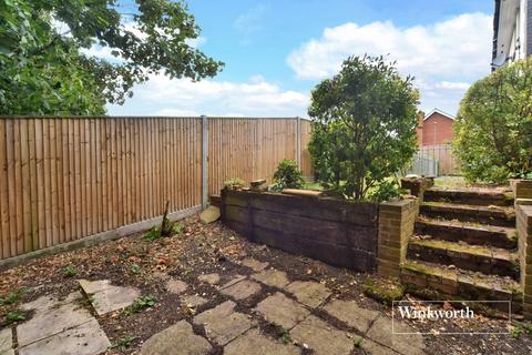 43 Homeland Drive, Sutton, SM2 5AT