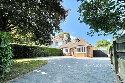 3 bedroom detached house for sale, Richmond Park Avenue, Queens Park, Bournemouth, BH8