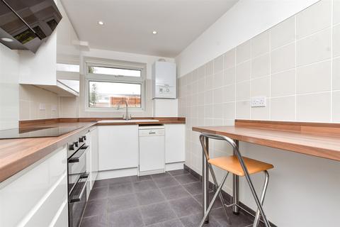 2 bedroom ground floor flat for sale, St. James Road, Sutton, Surrey