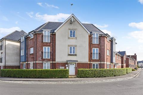 1 bedroom flat for sale, Cutforth Way, Romsey, Hampshire