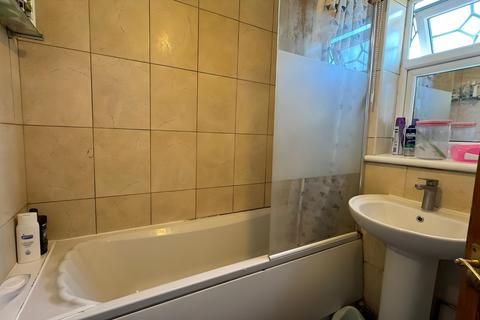 4 bedroom terraced house for sale, Oatlands Drive,  Slough, SL1