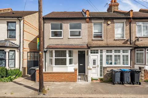 2 bedroom end of terrace house for sale, Guildford Road, Selhurst, Croydon, CR0