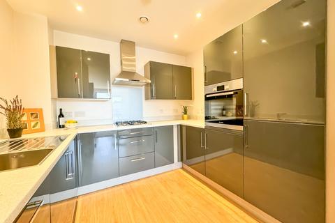 1 bedroom apartment for sale, Watermill Lane, London N18