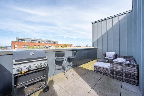 2 bedroom flat for sale, Carlton Grove, Peckham, LONDON, SE15