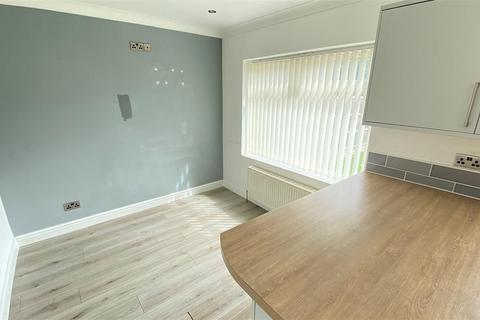 3 bedroom semi-detached house for sale, Ambleside, Ellesmere Port