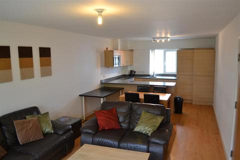 2 bedroom apartment to rent, Amelia House