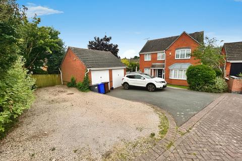 4 bedroom detached house for sale, Hargate Road, Stapenhill, Burton-on-Trent, DE15