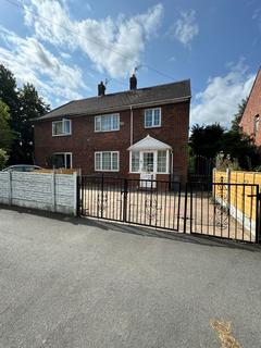 3 bedroom semi-detached house to rent, Carsdale Road, Manchester, M22