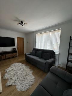 3 bedroom semi-detached house to rent, Carsdale Road, Manchester, M22