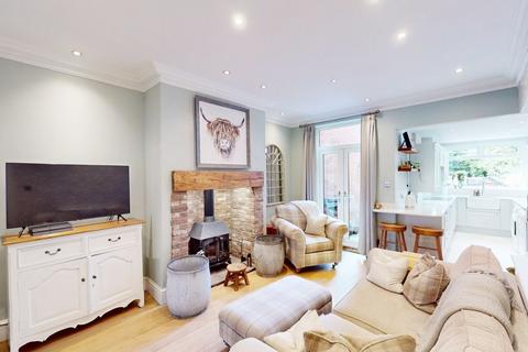 17 Chorley Road, Westhoughton, Bolton, BL5 3PD