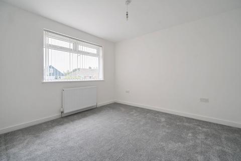 21 Denham Drive, Basingstoke, RG22 6LT