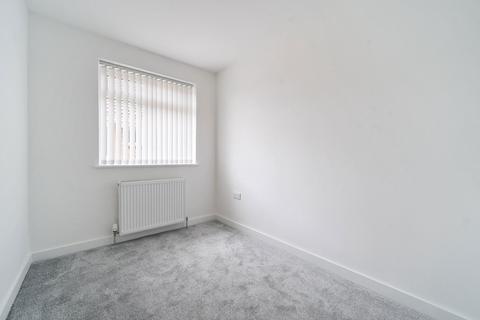 21 Denham Drive, Basingstoke, RG22 6LT