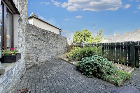 3 bedroom end of terrace house for sale, Kirkbarrow Lane, Kendal LA9