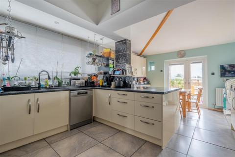 4 bedroom detached house for sale, Charlton Park, Keynsham, Bristol