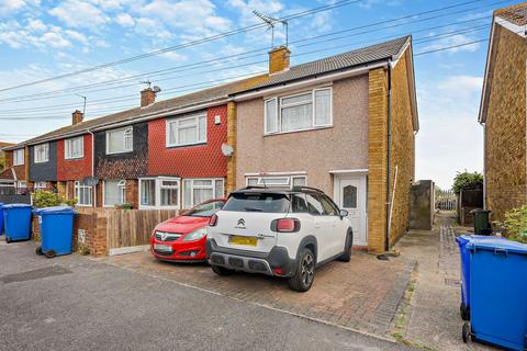 2 bedroom end of terrace house for sale, Sheerness ME12