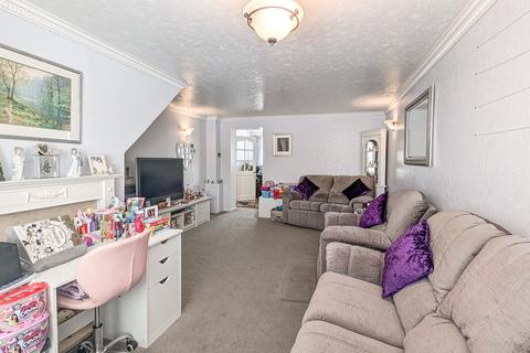 24 Standedge, Wilnecote, Tamworth, B77 4LB