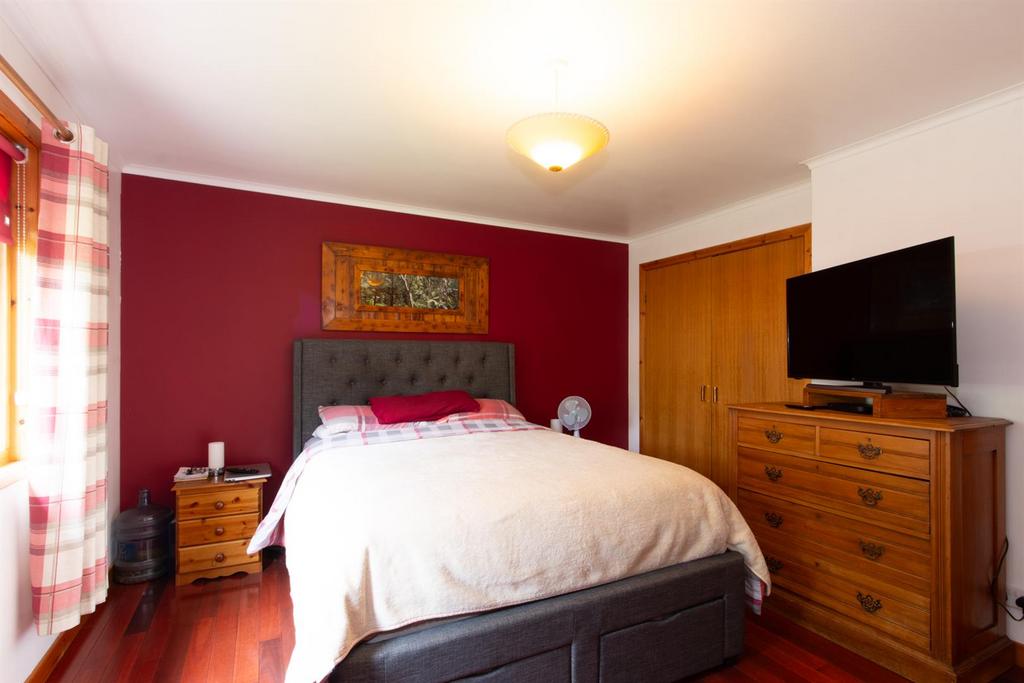 Principal bedroom