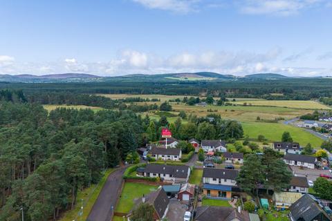 6 Sandys Way, Cromdale, Grantown-on-spey, PH26 3RA