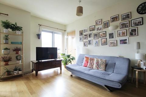 2 bedroom flat to rent, Portland Road, Nottingham, Nottinghamshire, NG7
