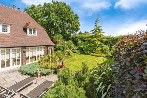 5 bedroom detached house for sale, Newbrook Road, Atherton