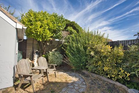 55 Forelands Square, Walmer, Deal, CT14 9DT