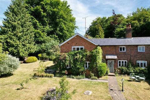 3 bedroom semi-detached house for sale, Frithsden, Hemel Hempstead, Hertfordshire