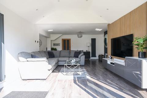40 Atherston, Bristol, BS30 8YB