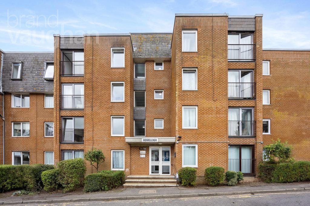 London Road, Patcham, Brighton, East... 2 bed flat - £250,000