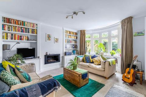 10 Studland Road, Kingston Upon Thames, KT2 5HJ