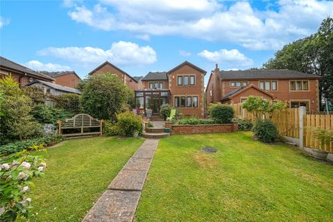 5 bedroom detached house for sale, Oakhall Park, Crigglestone, Wakefield, West Yorkshire